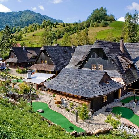 Wellness Rezort Janosikov Dvor Zázrivá Esterno foto