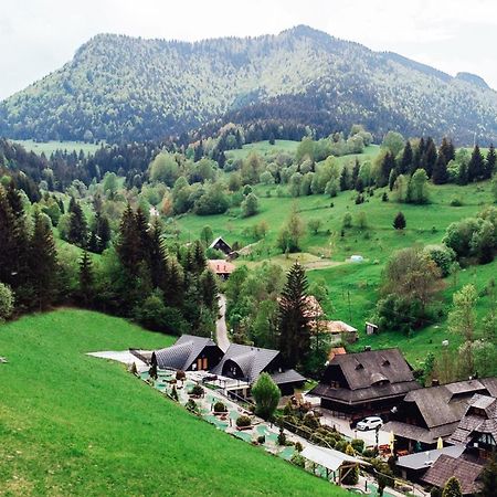 Wellness Rezort Janosikov Dvor Zázrivá Esterno foto