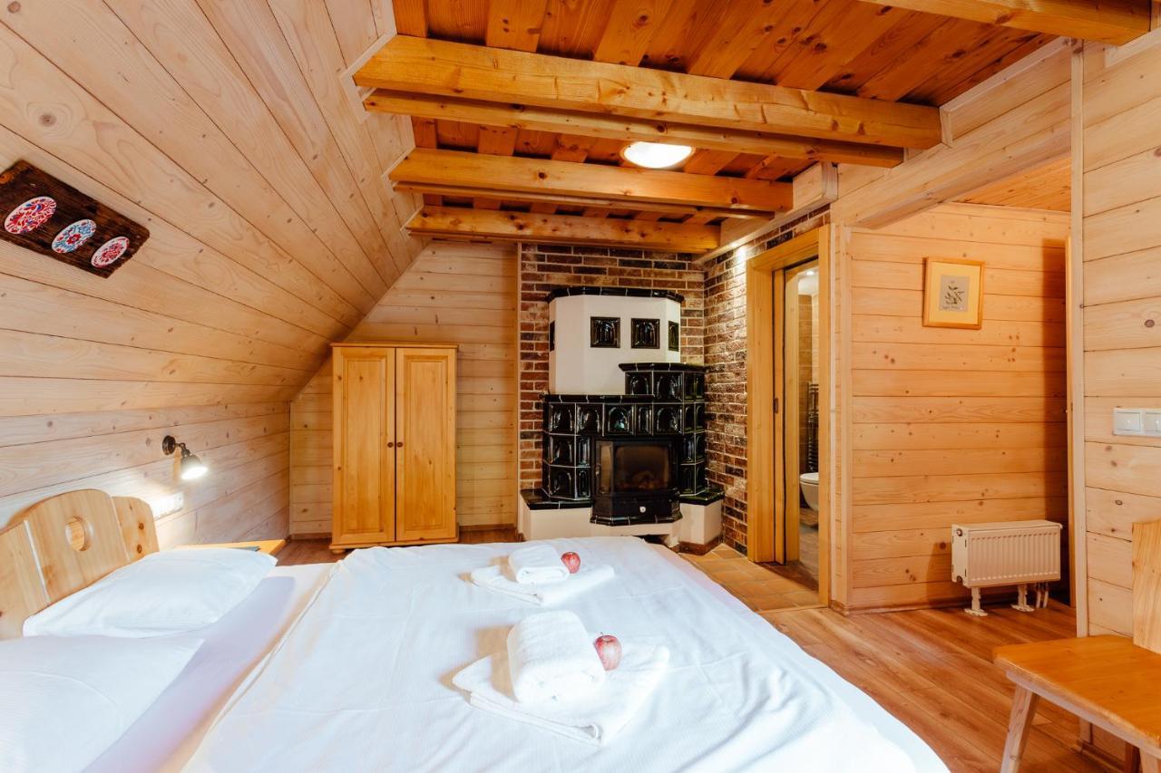 Wellness Rezort Janosikov Dvor Zázrivá Esterno foto