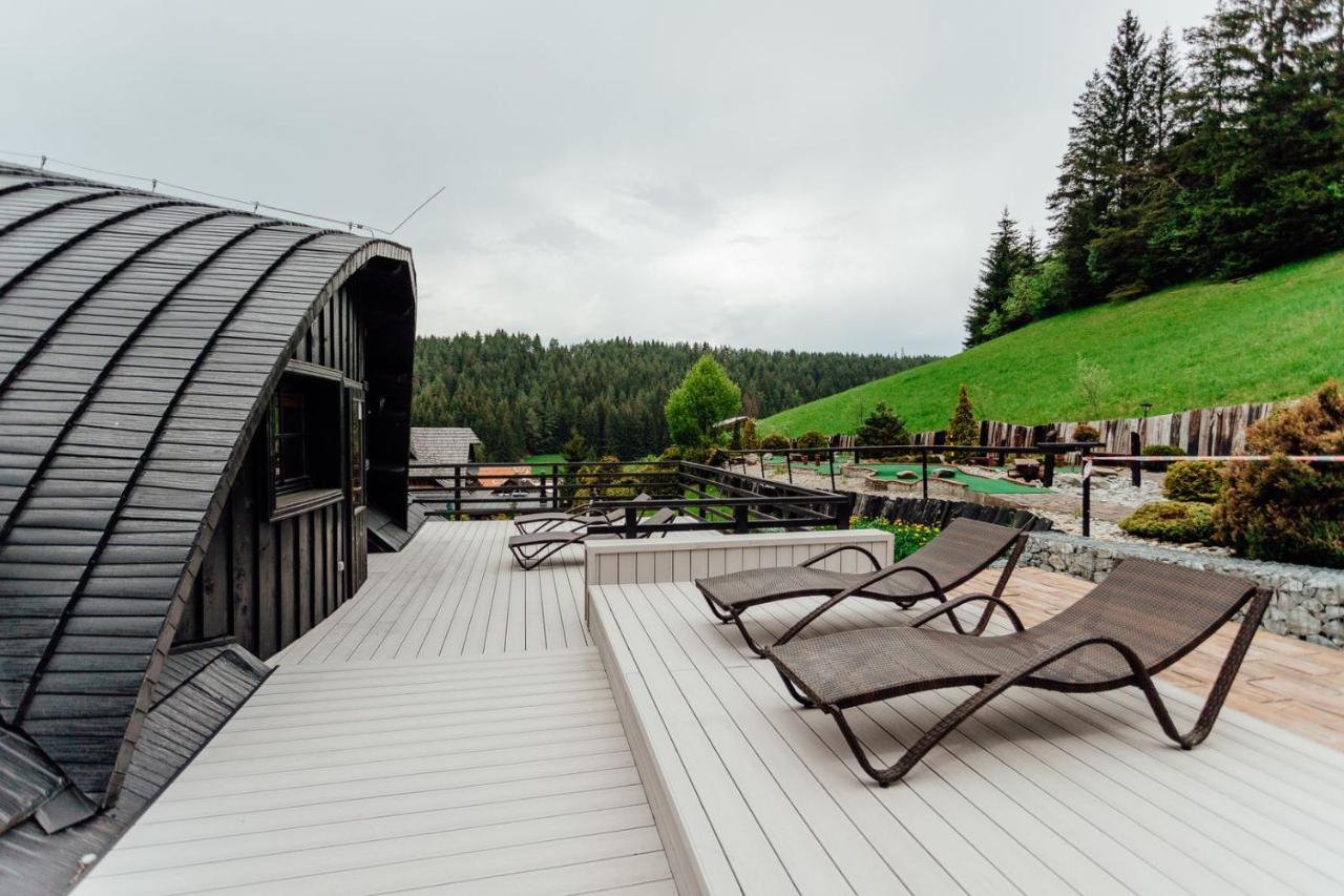 Wellness Rezort Janosikov Dvor Zázrivá Esterno foto