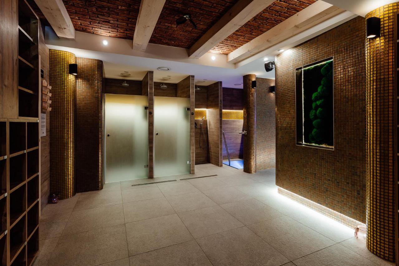 Wellness Rezort Janosikov Dvor Zázrivá Esterno foto