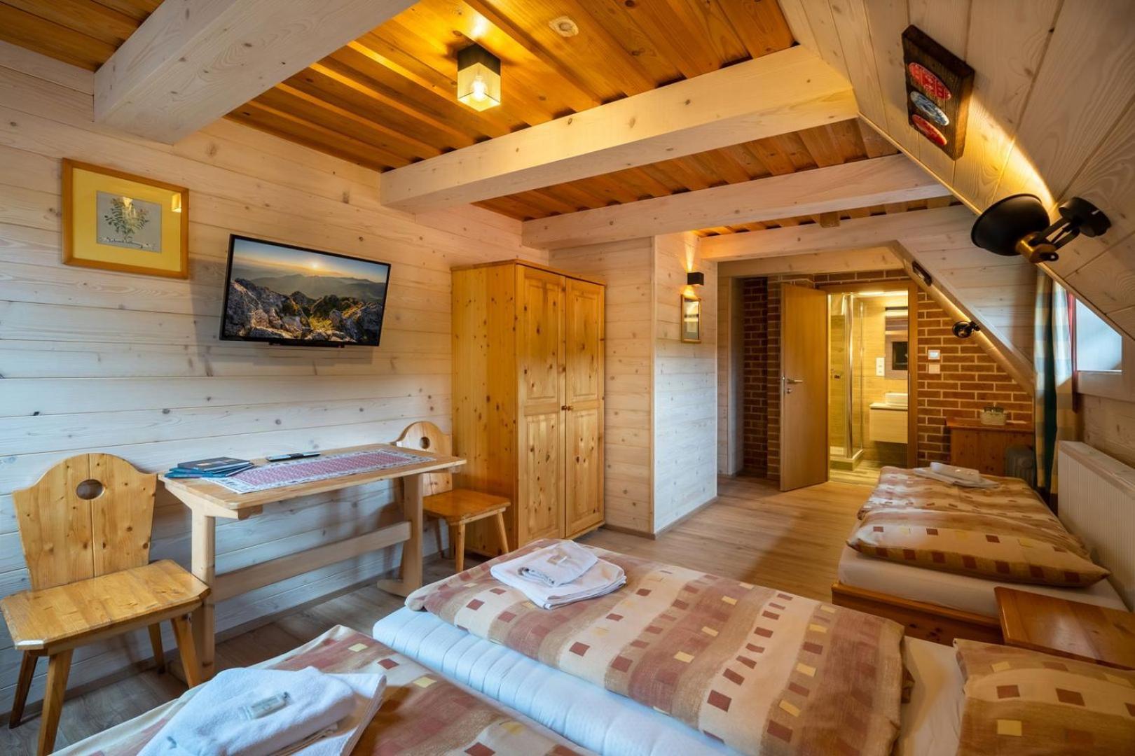 Wellness Rezort Janosikov Dvor Zázrivá Esterno foto