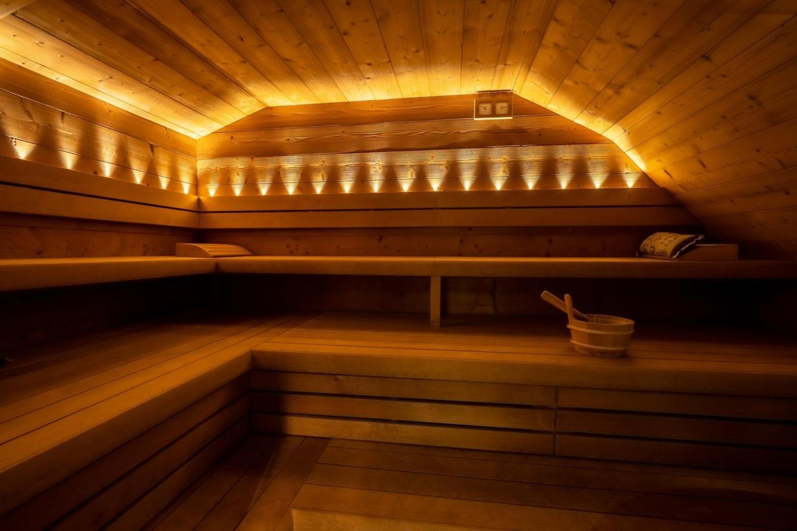 Wellness Rezort Janosikov Dvor Zázrivá Esterno foto